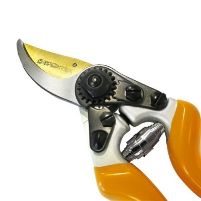 Секатор Gruntek Z-25 215 мм
